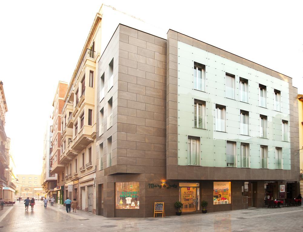 Апартаменти Urbanliving Fajardo Малага Номер фото